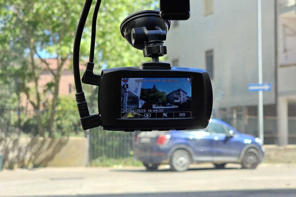 costo installazione dash cam telecamera cruscotto batteria movento officina sestu selargius monserrato